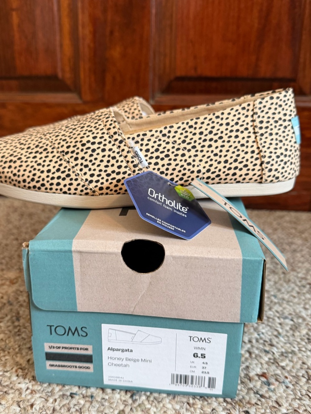 TOMS Honey Beige Mini Cheetah Slip-On Alpargata